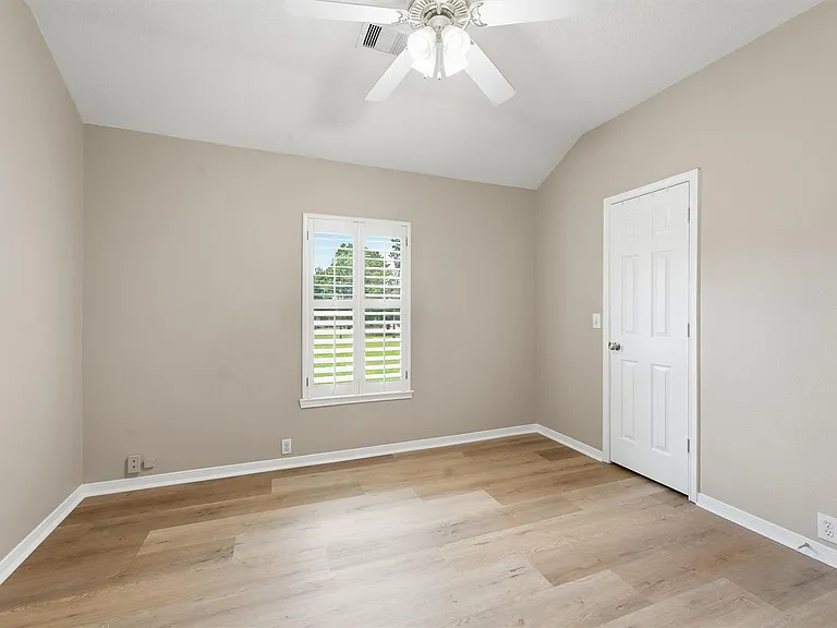 19311 Kristen Park Ct — Photo 20