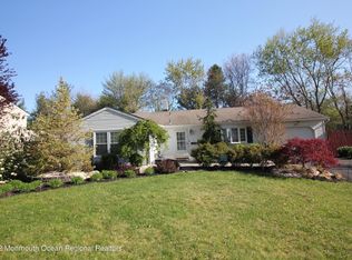 25 Willow Brook Rd, Freehold, NJ 07728