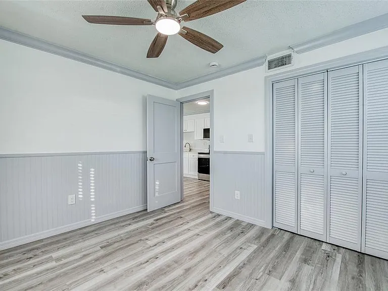 19506 Gulf Blvd #4 — Photo 10