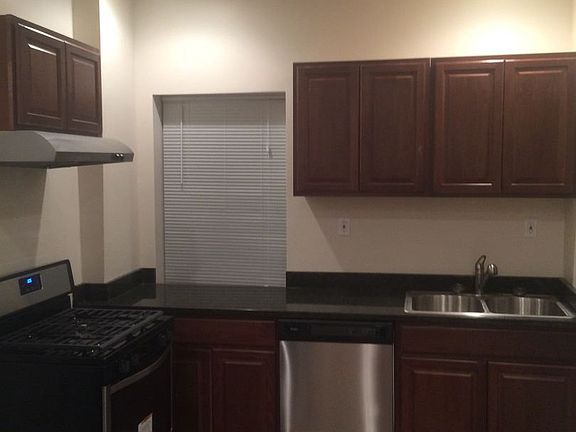 2nd image of 3948 N Whipple St #1