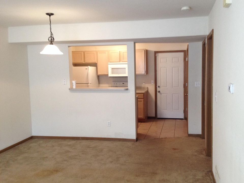 2nd image of 1516 Raleigh Dr