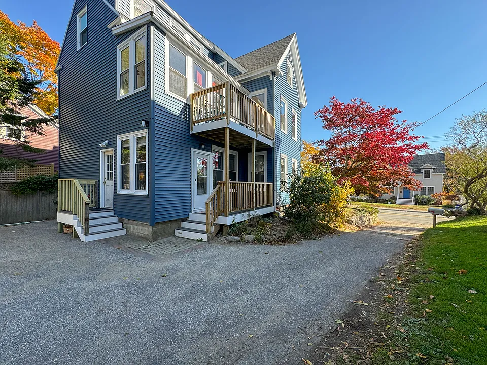 329 Preble St #2
