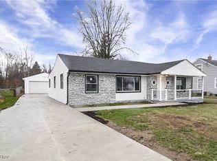 2022 Rhode St, Sandusky, OH 44870