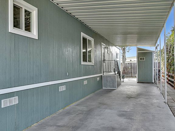 5th image of 1085 Tasman Dr
