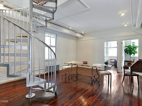 5th image of 97 Wooster St
