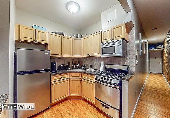 4th image of 346 E 76th St #1