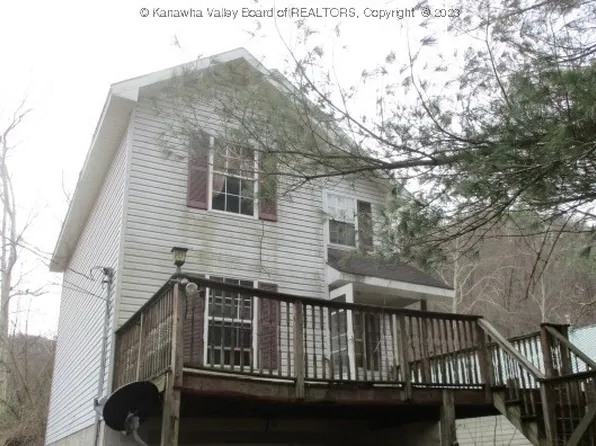 30 Left Fork Rd, Marmet, WV 25315