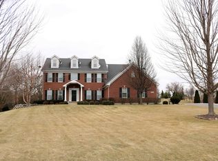 19N085 W Woodview Pkwy, Hampshire, IL