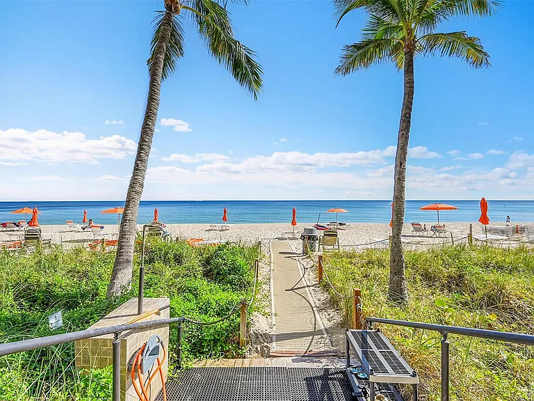 3800 Galt Ocean Dr #311 — Photo 24