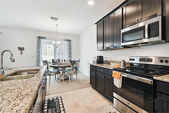 12351 Nouveau Ave — Photo 3