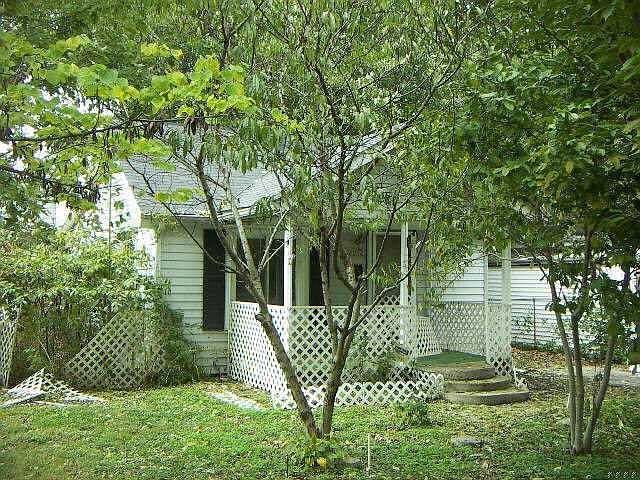 1st image of 2912 S Villa Ave