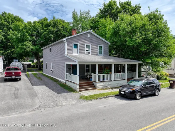 83 Livingston Street, Saugerties, NY 12477