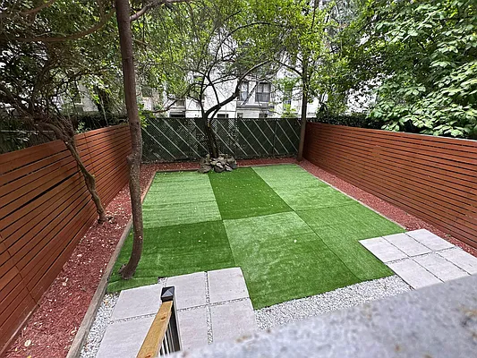 Rented by Eric Goodman Realty Corp | media 12