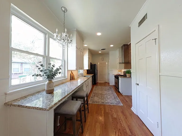 149 Downing Dr — Photo 36
