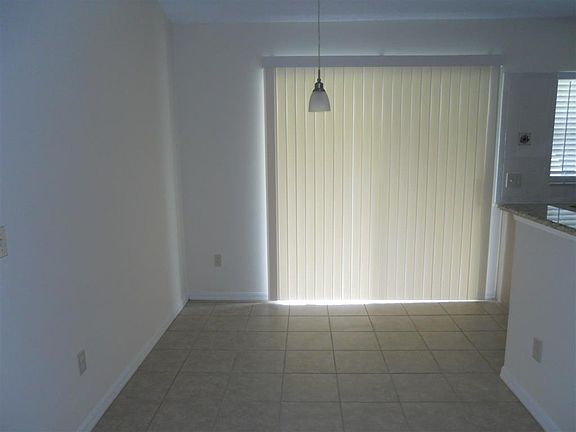 3rd image of 191 SW Tulip Blvd
