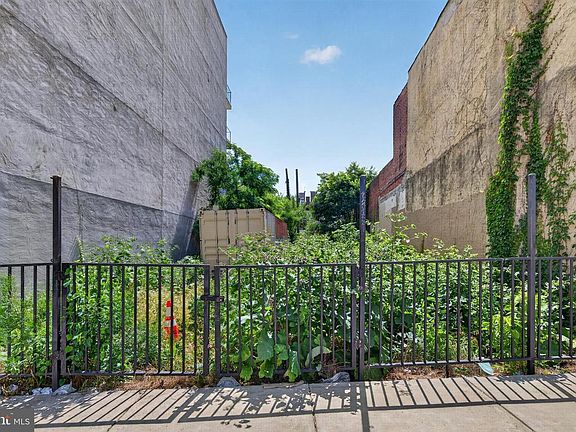 5th image of 1640 Ridge Ave