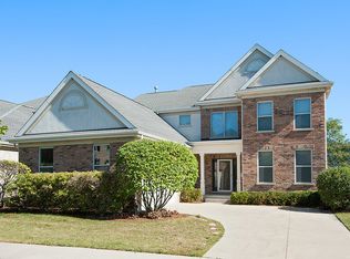 763 Endicott Rd, Highwood, IL 60040