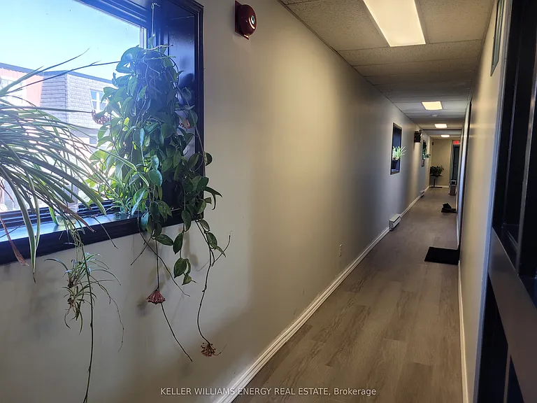 576 Mary St E #207 — Photo 7
