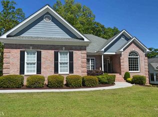 505 Confederate Pl, Loganville, GA