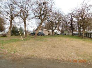 80263 Banks Ln, Pendleton, OR 97838