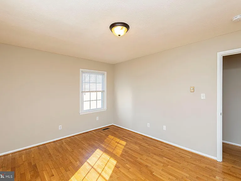 120 Meadowlark Ln — Photo 29