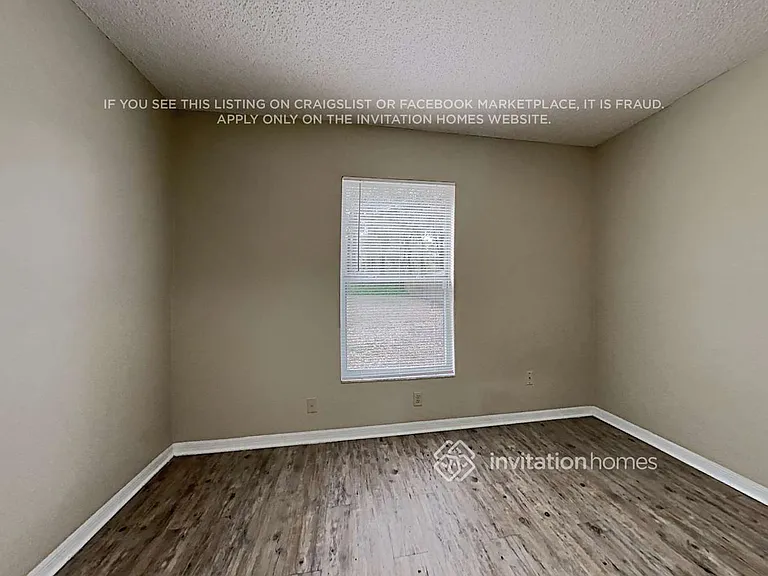 2624 Lake Jackson Cir — Photo 14
