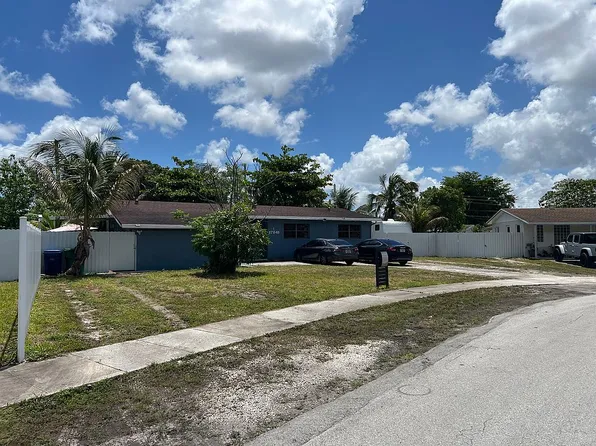 17841 NW 47th Ct, Miami Gardens, FL 33055