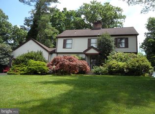 36 Delaware Rim Rd, Yardley, PA 19067