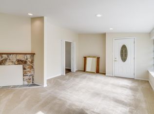 2837 Welch Rd, Commerce Township, MI 48390