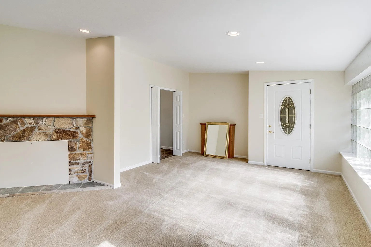 2837 Welch Rd photo 1