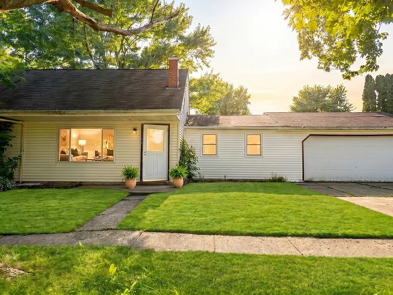 716 Dakota Ave — Photo 13