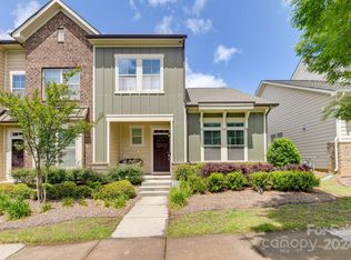 1620 Pat Garrett St, Charlotte, NC 28206