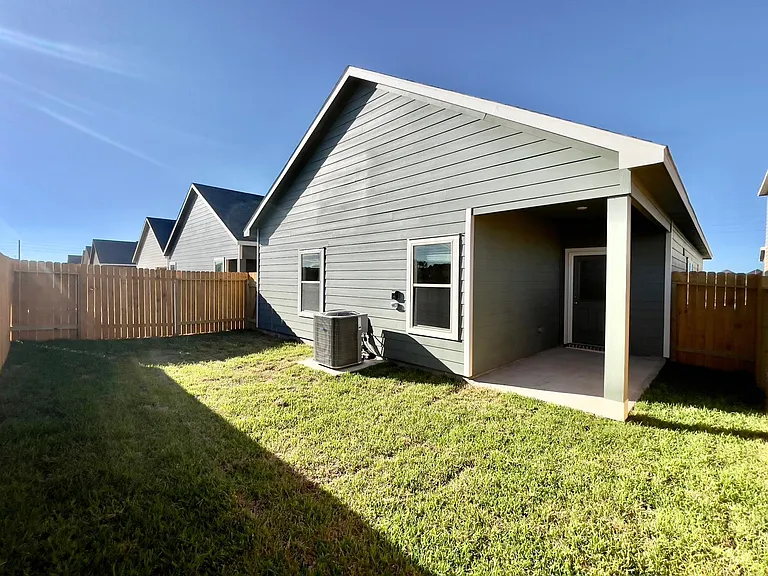 21619 Cypress Maple Dr — Photo 23