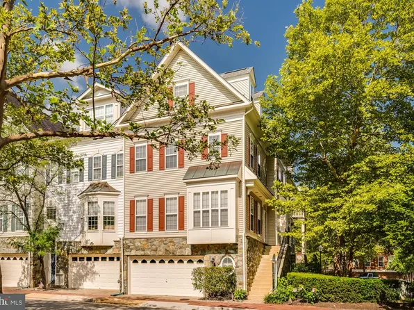 5075 Minda Ct, Alexandria, VA 22304