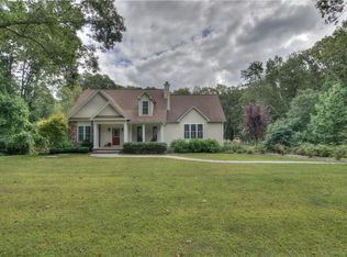 690 Twin Brook Ln, Coventry, RI 02816