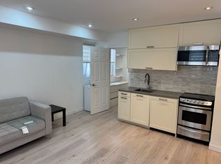 233 Ellerslie Ave #1, Toronto, ON M2N1Y3