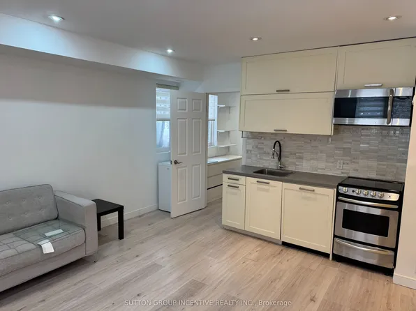 233 Ellerslie Ave, Toronto, ON