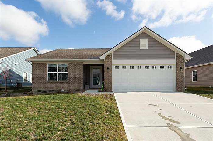1st image of 473 Thunderwood Dr
