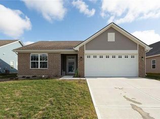 473 Thunderwood Dr, Greenfield, IN 46140