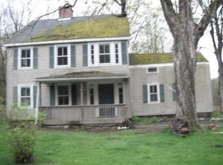 206 Hollow Rd, Staatsburg, NY 12580