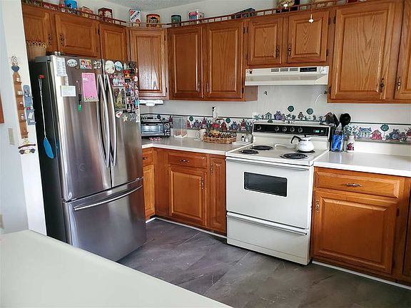 4th image of 4186 Leslie Dr