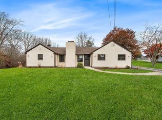 195 Barney Ave, Rehoboth, MA 02769