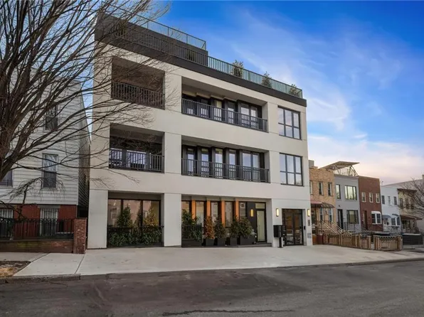 316 22nd St #2A, Brooklyn, NY 11215