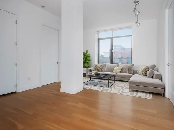 335 Carroll Street image 2 of 14