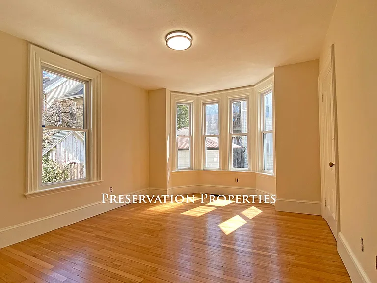 10 Peabody St #1 — Photo 8