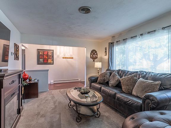 4th image of 917 Wolverton Dr