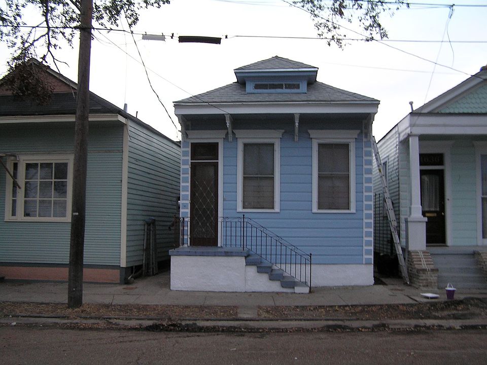 Front Street View