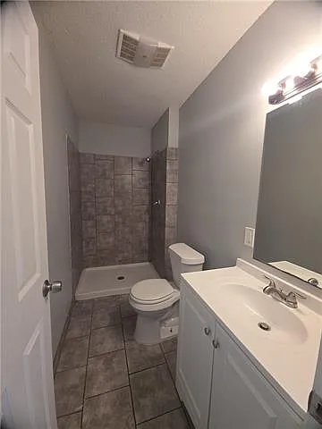 1684 Lauradale Dr — Photo 11