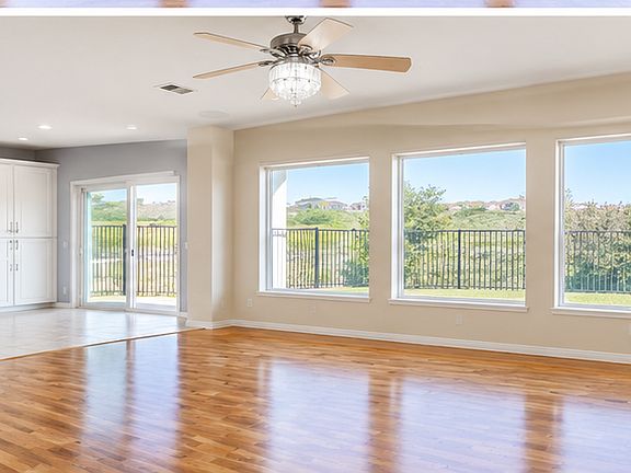 3rd image of 28312 Sycamore Dr