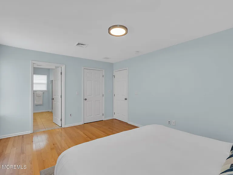 412 Broadway — Photo 22
